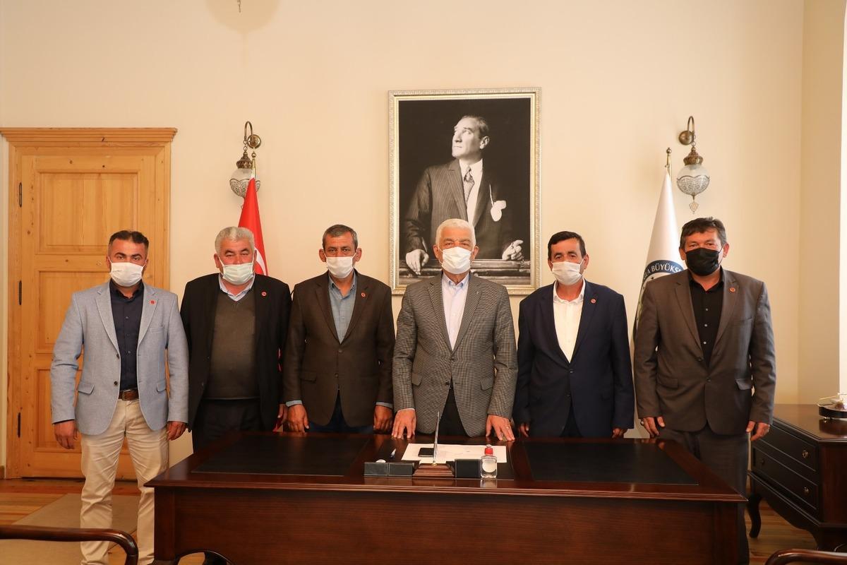 Seydikemer Muhtarlar Derneği&rsquo;nden Başkan G&uuml;r&uuml;n&rsquo;e ziyaret