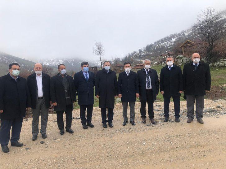 Vali Gökmen Çiçek Bolvadin ilçesinde Kadın Kültür Evini inceledi G3