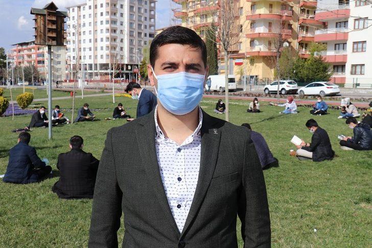 Gençlerden kitap okuma etkinliği G2