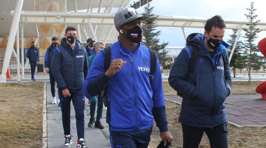 Trabzonspor kafilesi Sivas&rsquo;a geldi