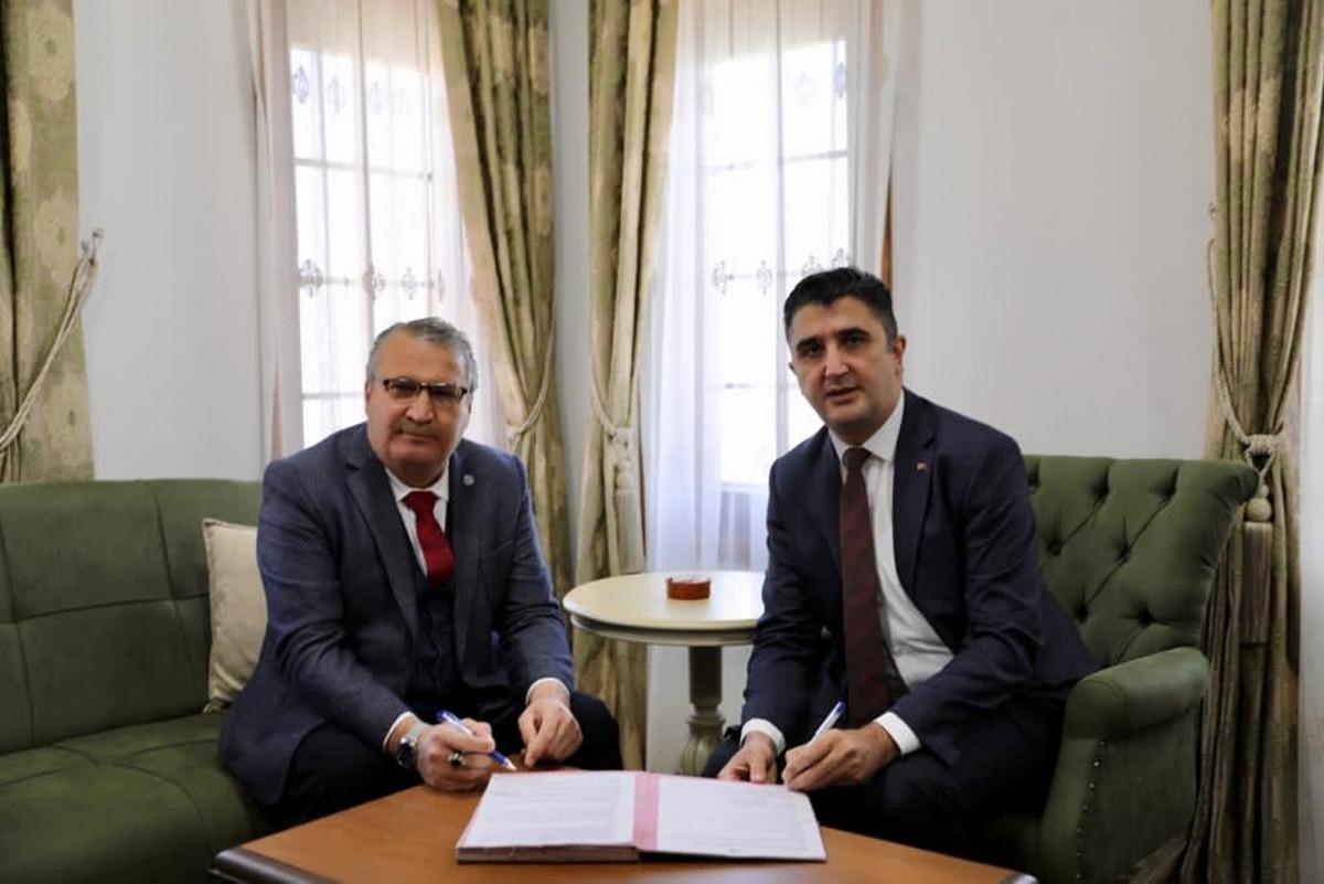 Başkan &Ccedil;er&ccedil;i bir s&ouml;z&uuml;n&uuml; daha tuttu