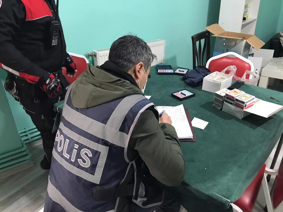 Kahramanmaraş&rsquo;ta kumar oynayanlara baskın