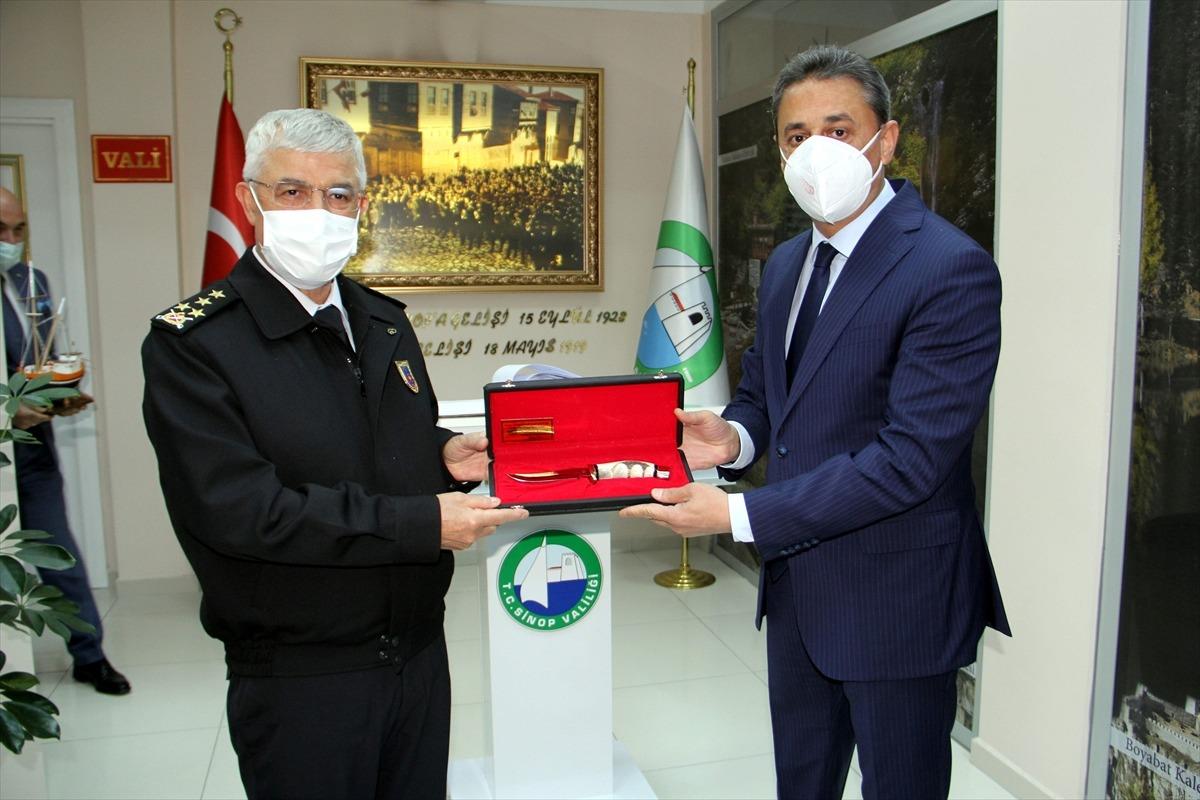 Bakan Yardımcısı Ersoy ile Jandarma Genel Komutanı Orgeneral &Ccedil;etin, Sinop Valiliğini ziyaret etti