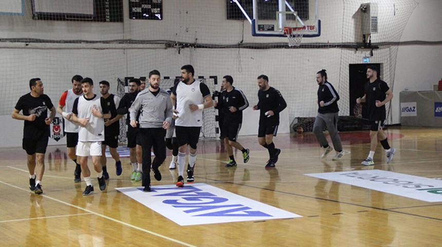 Beşiktaş Aygaz Hentbol Takımı'nda iki kişinin daha Kovid-19 testi pozitif çıktı