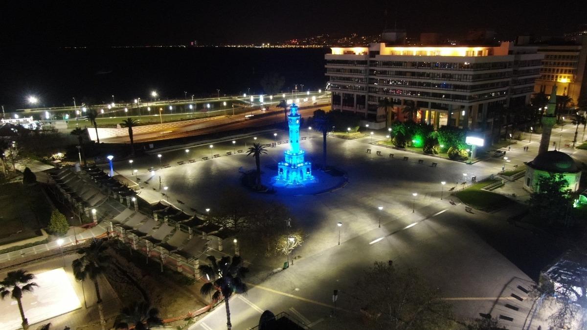 İzmir&rsquo;de sokağa &ccedil;ıkma kısıtlaması başladı