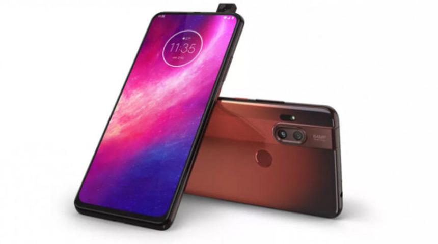 Motorola, Android 11 güncellemesini başka cihazlarına göndermeye başladı