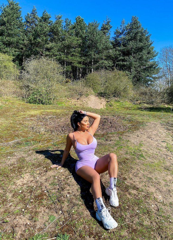 Kötü günleri geride bıraktı! Sarah Longbottom'ın doğa gezisi  G4