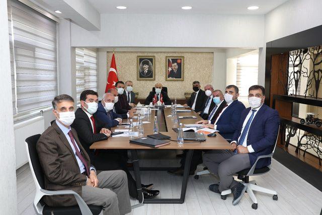 Vali Demirtaş, ilçe belediye başkanları ile bir araya geldi
