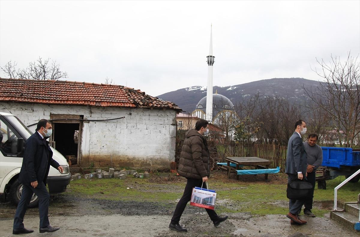 Mahkemeye gidemeyenler i&ccedil;in sunulan "evde adalet hizmeti" vatandaşlara kolaylık sağlıyor