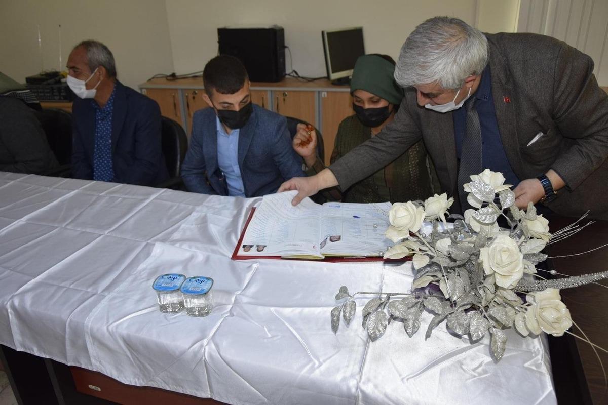 Afyonkarahisar&rsquo;da toplu nikah t&ouml;reni