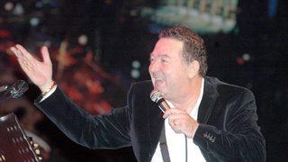 Kayahan kimdir? Usta sanatçı, ölüm yıldönümünde anılıyor