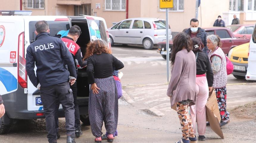 Beş kadından oluşan tırnak&ccedil;ı &ccedil;ete, polis ekipleri tarafından yakalandı