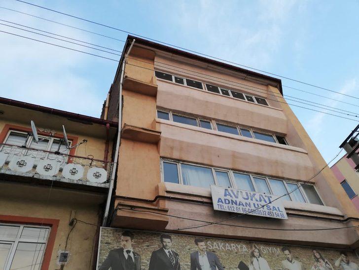 Mahsur kalan kediyi itfaiye ekipleri kurtardı G2