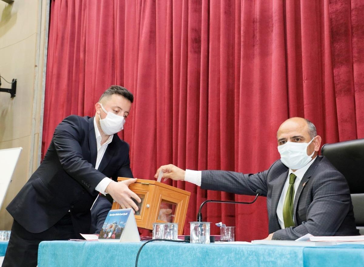 K&ouml;rfez&rsquo;de 500 ihtiya&ccedil; sahibi &ouml;ğrenciye tablet dağıtılacak