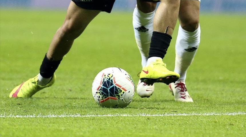 Süper Lig puan durumuna göre kim birinci? Beşiktaş, Galatasaray ve Fenerbahçe’nin puanı kaç?