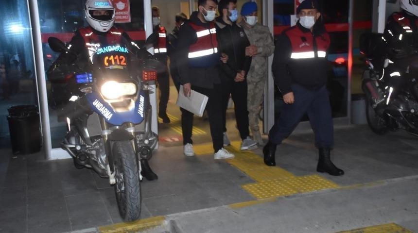FET&Ouml; operasyonunda serbest kalan 95 ş&uuml;pheli yeniden hakim karşısına &ccedil;ıktı: 33 tutuklama kararı