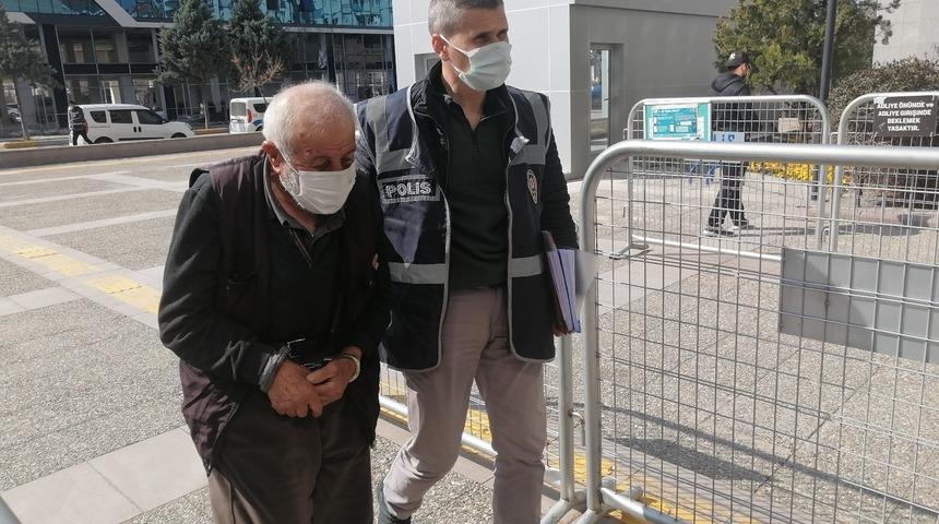 Aksaray&rsquo;da gelinini &ouml;ld&uuml;ren 89&rsquo;luk kayınpeder ev hapsine &ccedil;arptırıldı