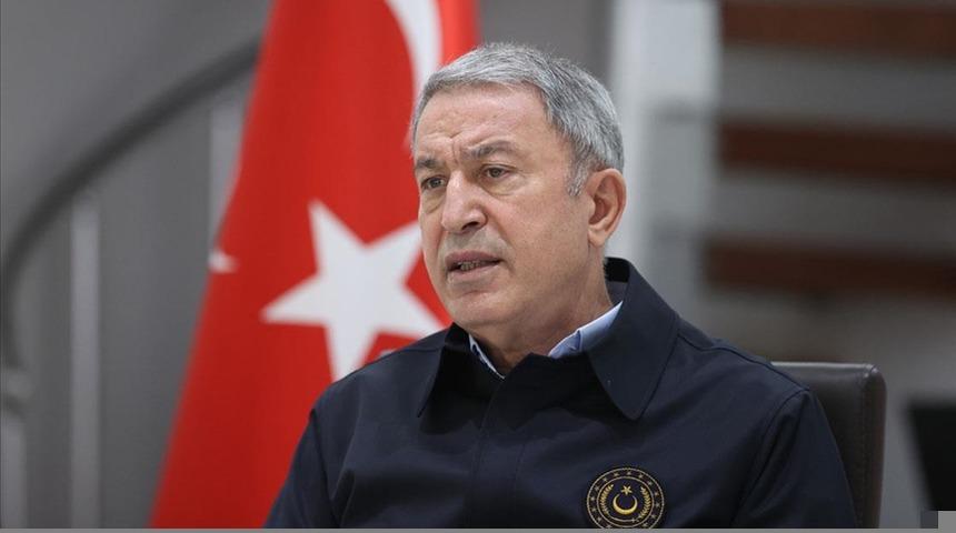 Son dakika! Bakan Akar: Mehmetçiğin nefesi teröristlerin ensesinde