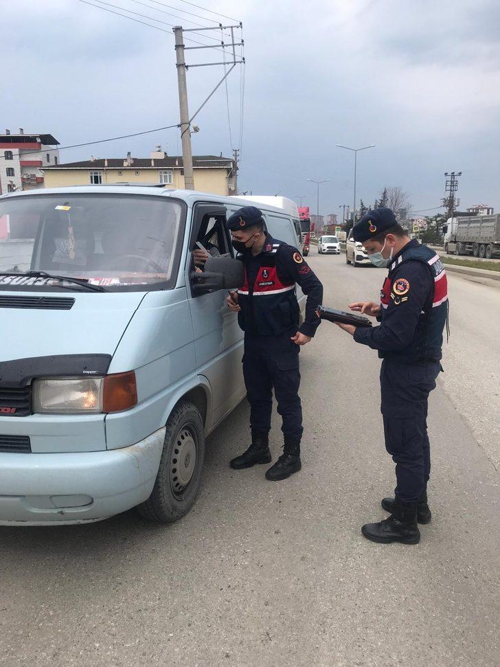 İlkadım Jandarma’dan HES kodu sorgulaması ve sokağa çıkma yasağı uygulaması G4