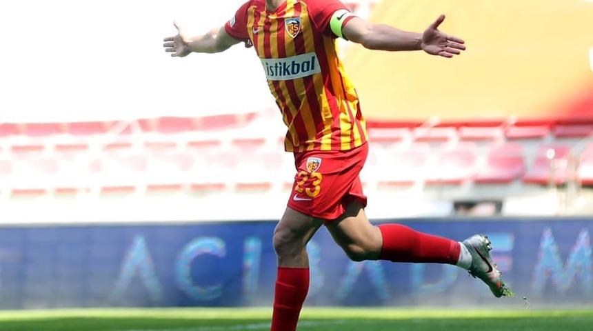 İlhan Parlak 5. golünü attı