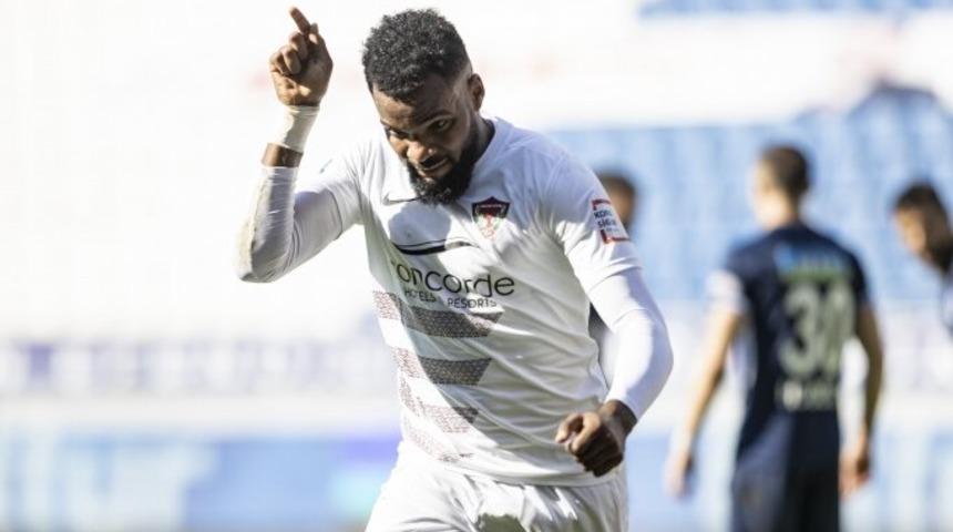 Boupendza, Galatasaray maçında yok!