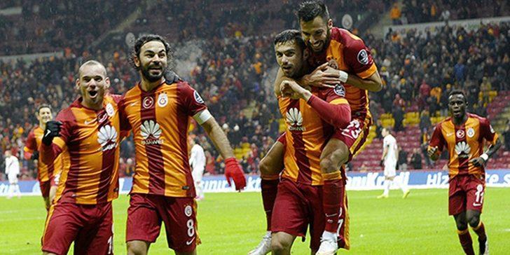 Galatasaray'ın eski yıldızı Yasin Öztekin maç sonunda eşinden özür diledi