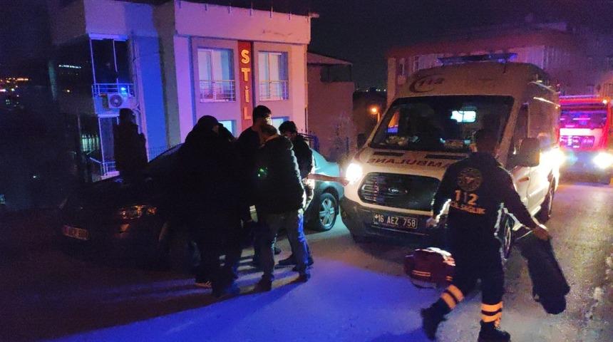 Bursa'da korku dolu anlar! Doğal gazı a&ccedil;ıp 2 &ccedil;ocuğu ile intihara kalkıştı