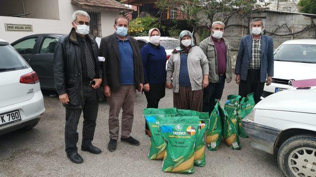 Çiftçi katkılı hibe tohumluk dağıtımı başladı
