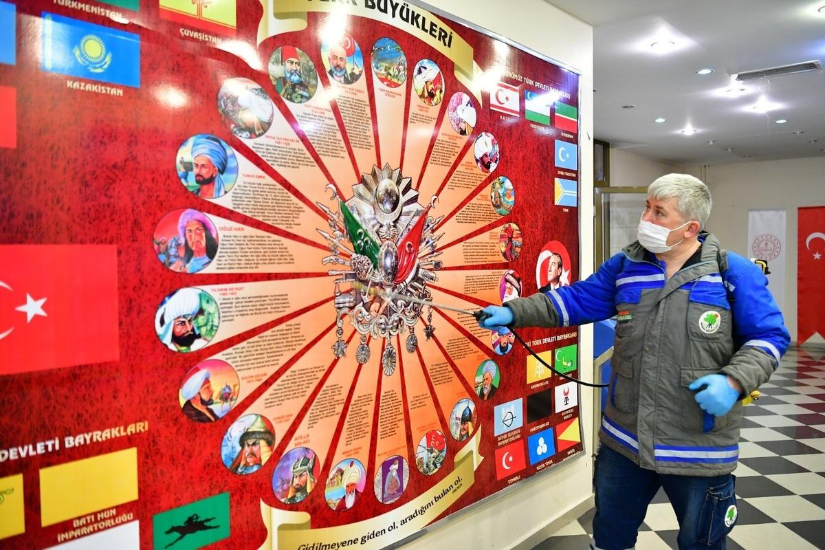 Mamak&rsquo;ta okullar dezenfekte ediliyor