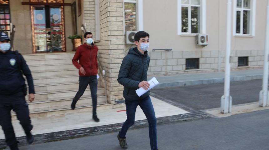 Milli Savunma Üniversitesi sınavına gireceklere polis yardımı!