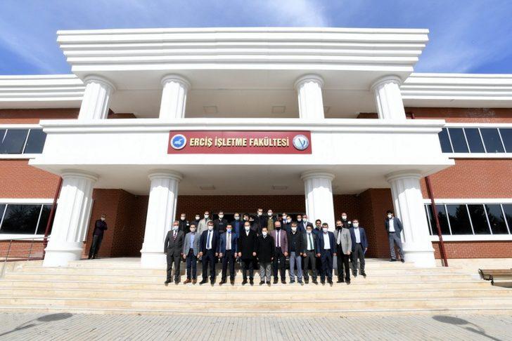 Rektör Şevli Erciş’te bir dizi ziyarette bulundu G1