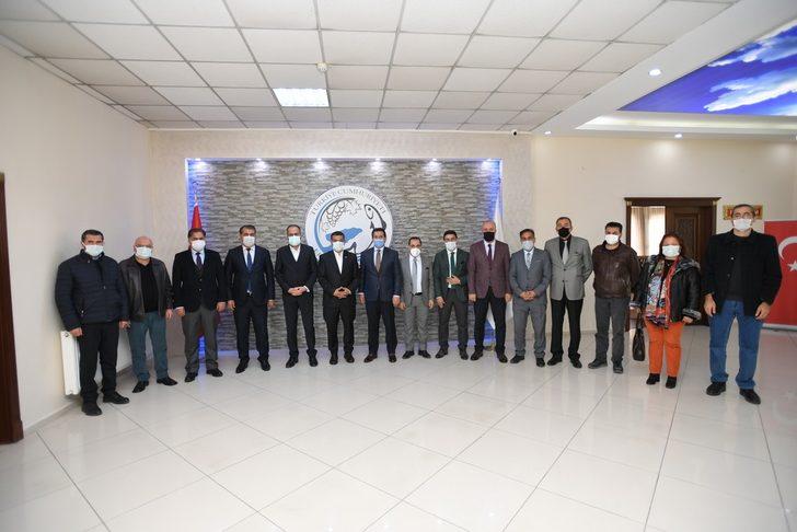 Rektör Şevli Erciş’te bir dizi ziyarette bulundu G2