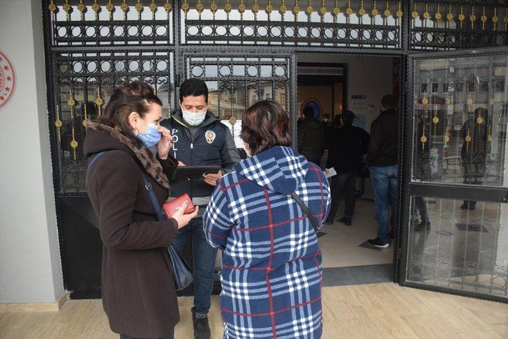 Kocaeli ve Sakarya'da yaşayan çifte vatandaşlar Bulgaristan'daki genel seçimler için oy kullanıyor G5