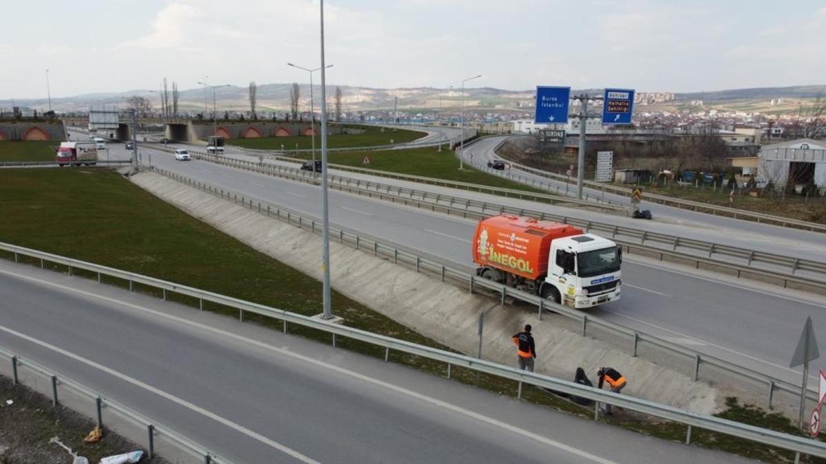 İneg&ouml;l&rsquo;de hafta sonu temizliği