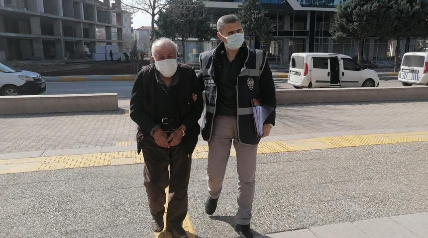 Gelinini &ouml;ld&uuml;ren ve 4 yeğenini yaralayan kayınpeder savcının itirazı ile cezaevine g&ouml;nderildi