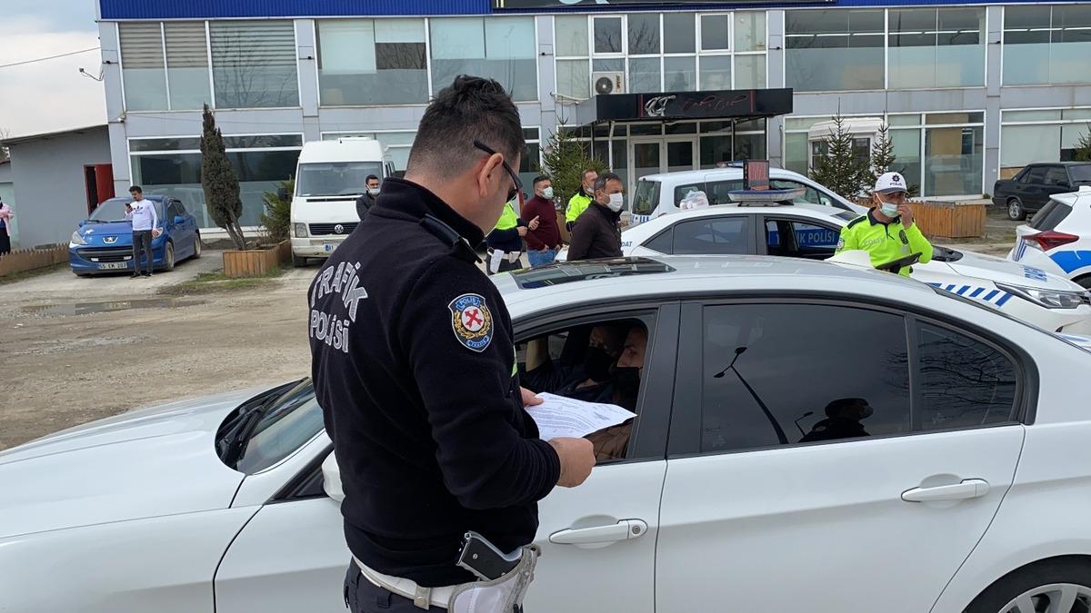 Kısıtlama trafik denetiminde vatandaşlara ceza yağdı