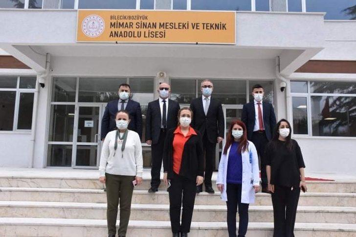 Bozüyük Mimar Sinan Mesleki ve Teknik Anadolu Lisesinde Z kütüphane açılışı yapıldı G2