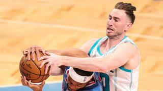 Gordon Hayward, 1 ay sahalardan uzak kalacak