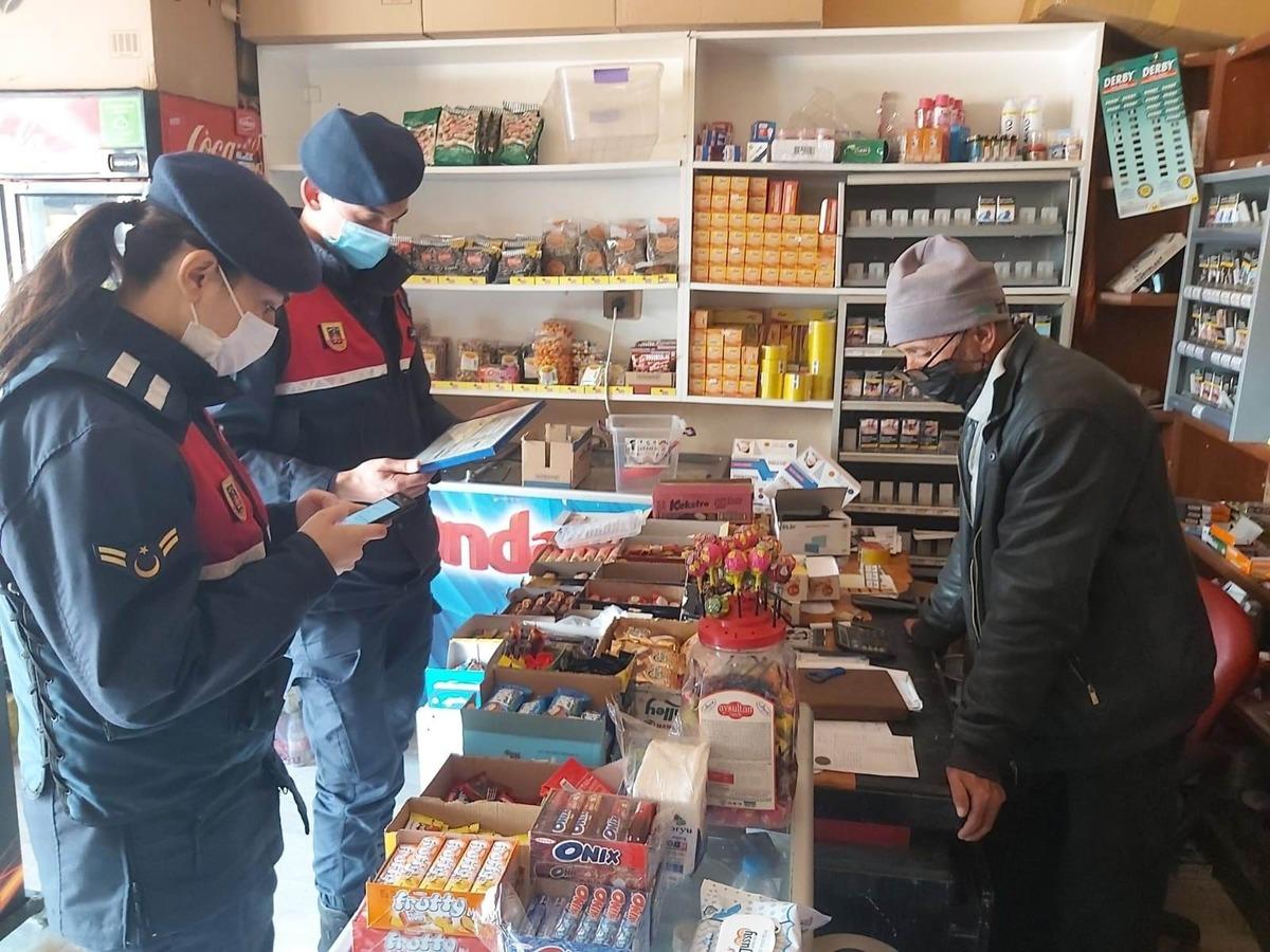 Havza&rsquo;da kısıtlamaya uymayan 3 kişiye cezai işlem