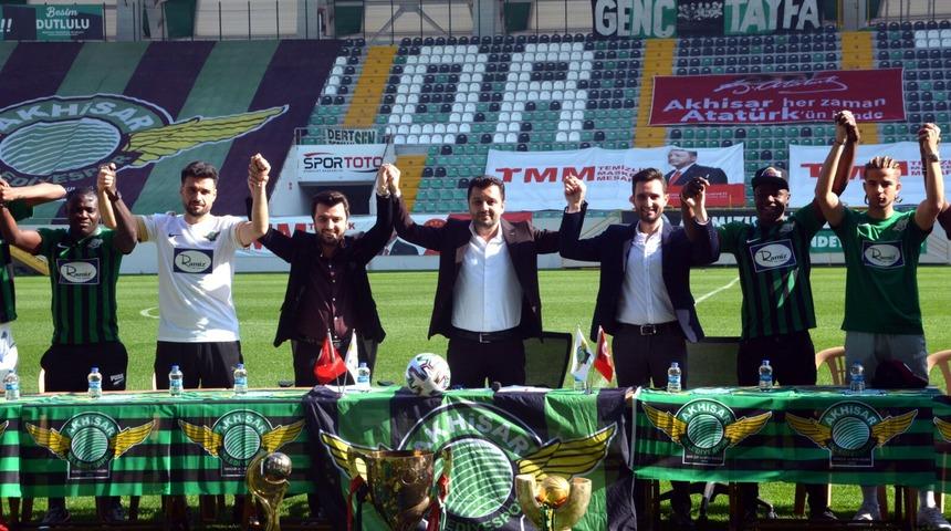 Akhisarspor şok iddialarla kaynıyor! Kongre üyeleri suç duyurusunda bulundu