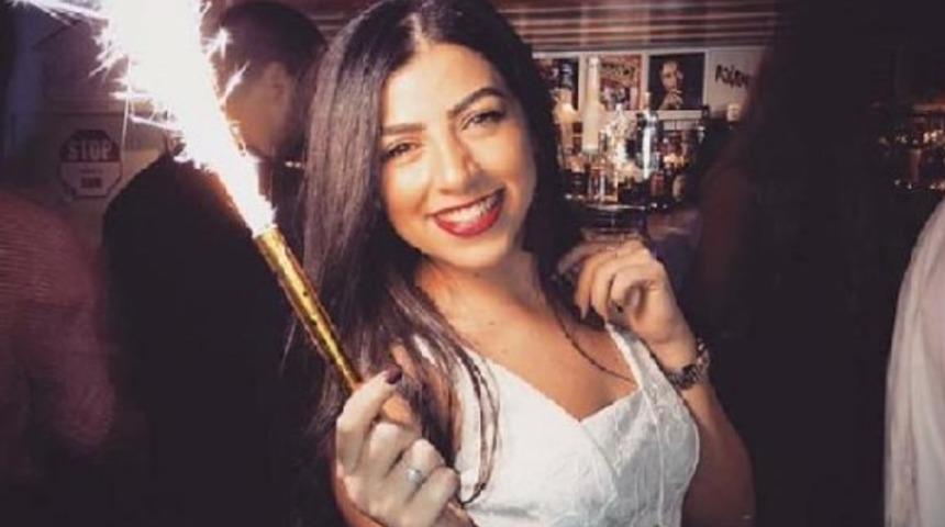 Dünyanın en önemli noktasıydı! Fatura ilk kadın kaptana kesildi