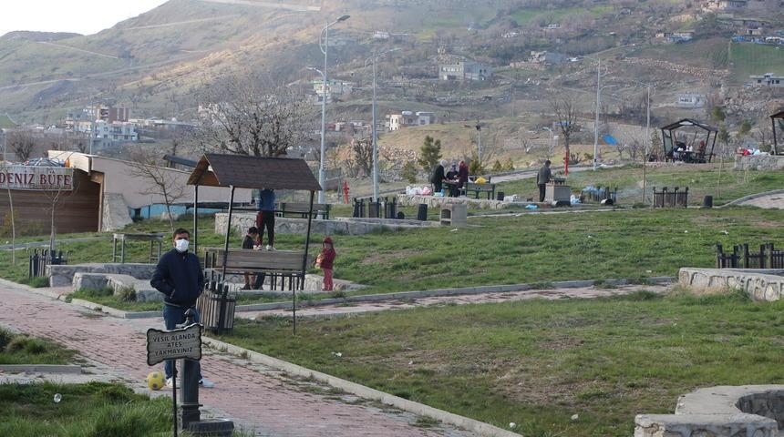 En az vaka olan Şırnak'ta piknik alanları doldu