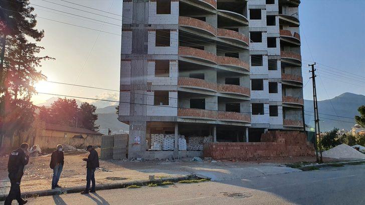 Hatay'da inşaat halindeki binanın 6. katından düşen Suriye uyruklu işçi öldü G3