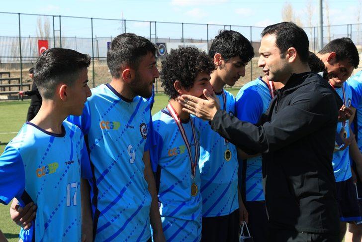 İpekyolu Belediyesinden ‘Yıldız Erkekler Futbol Turnuvası’ G2