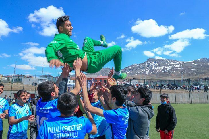 İpekyolu Belediyesinden ‘Yıldız Erkekler Futbol Turnuvası’ G5