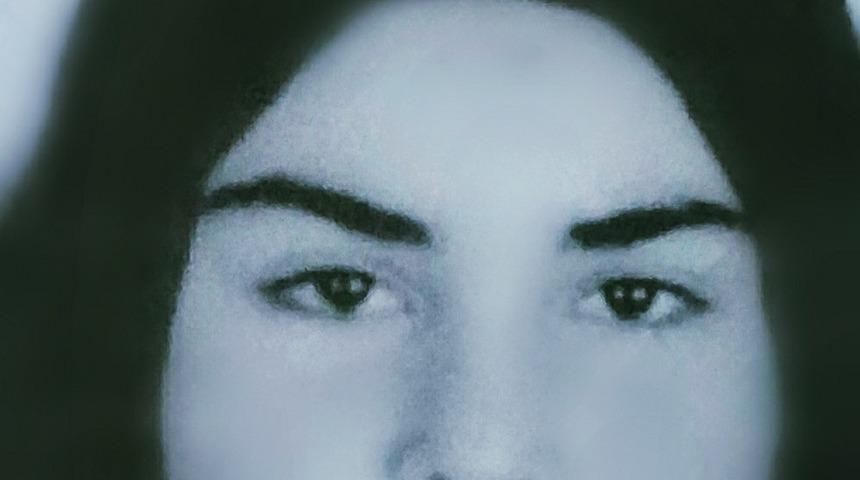 17 yaşındaki gen&ccedil; kız t&uuml;fekle kendini vurdu