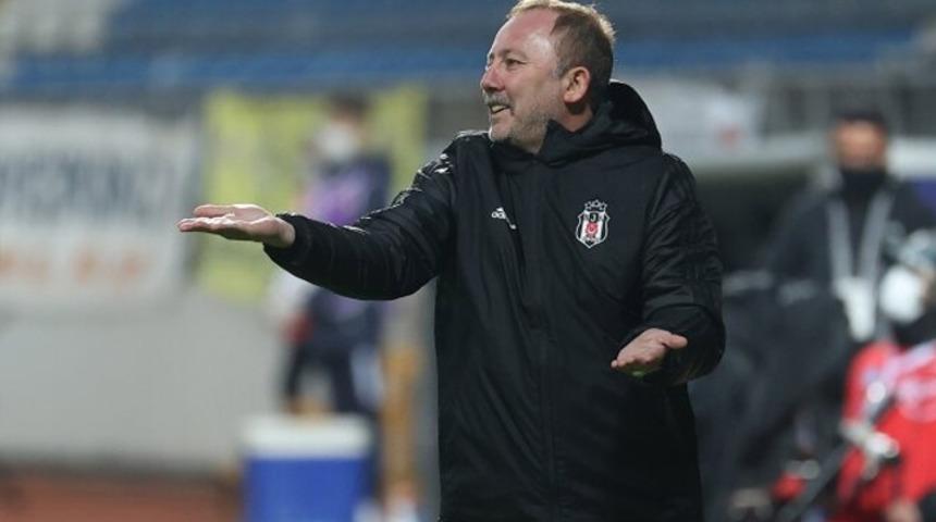 Sergen Yalçın'dan hakem tepkisi: Tüm ülke futboluna açıklamalı