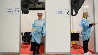 Sırbistan Cumhurbaşkanı: Size yalvarıyorum, aşı olun!