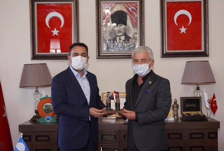 Başkan Erdoğan ve muhtarlardan Finike’ye çıkarma G2