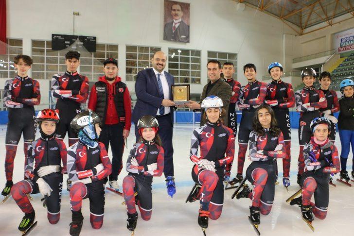 Short Track yarışçıları istedi, Başkan Orhan geri çevirmedi G3